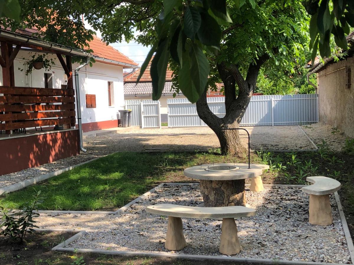 Mormota Vendeghaz Daire Mezőkövesd Dış mekan fotoğraf